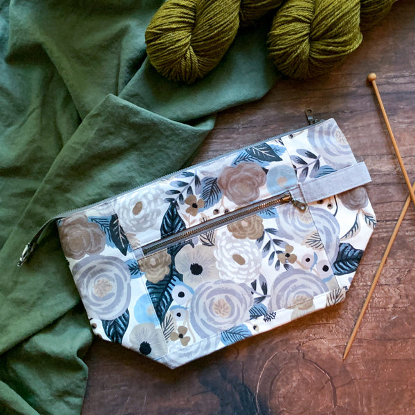 *Juliet Rose in Linen*  Zippered Knitting Project Bag