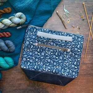 *Flower Bed*  Zippered Knitting Project Bag
