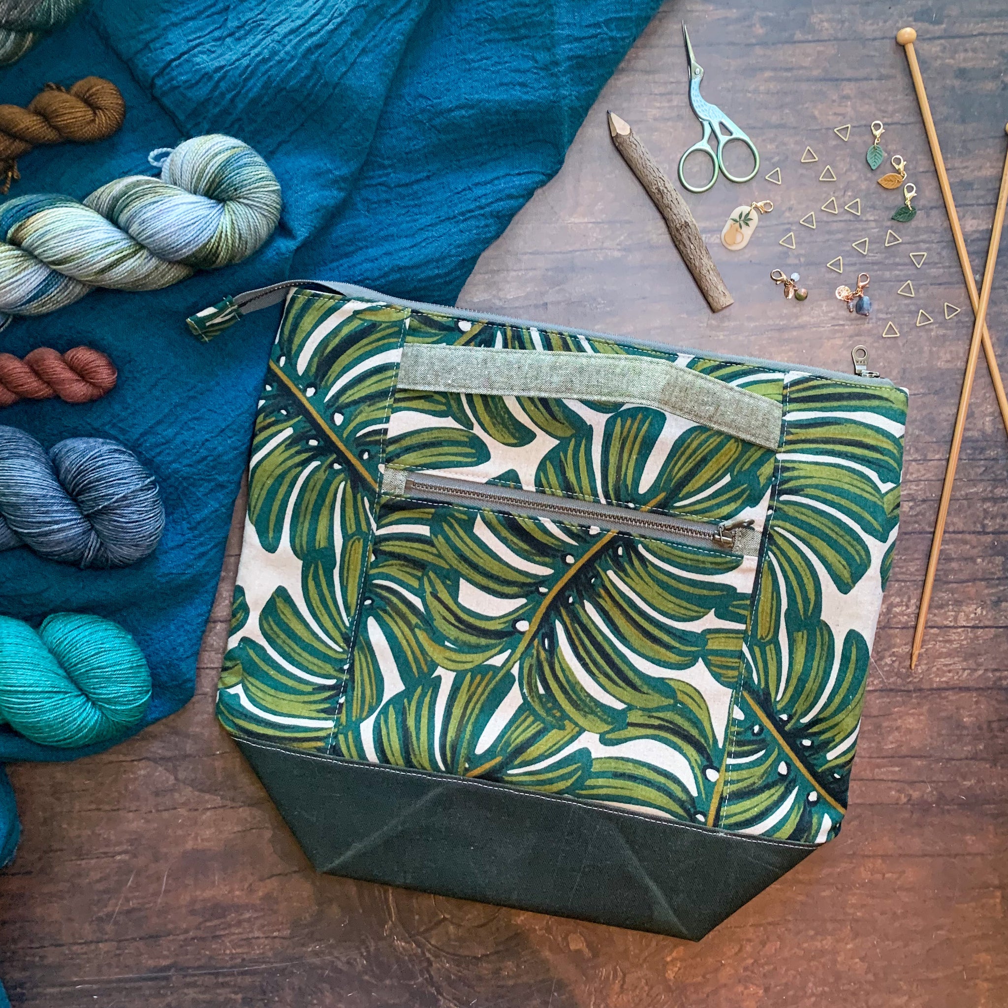 *Monstera*  Zippered Knitting Project Bag